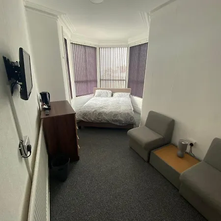 The Honley 3* Blackpool