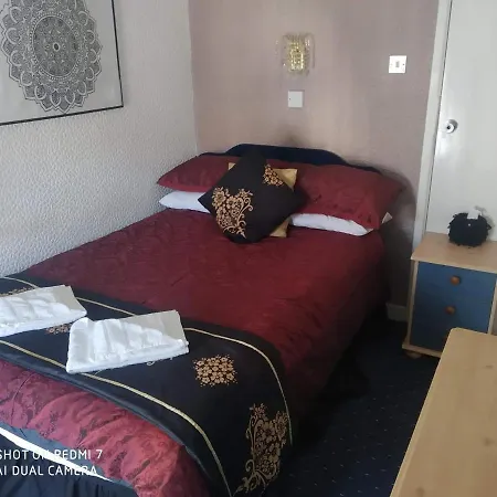 Falklands Bed & Breakfast Blackpool