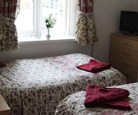 Lawnswood Holiday Apartment Blackpool