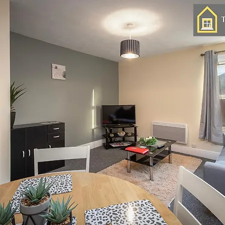 Apartment 2 Bedroom At , Top Notch Serviced , Free Wifi