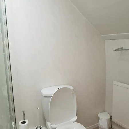 A&p At The Sheron House Affittacamere 4*