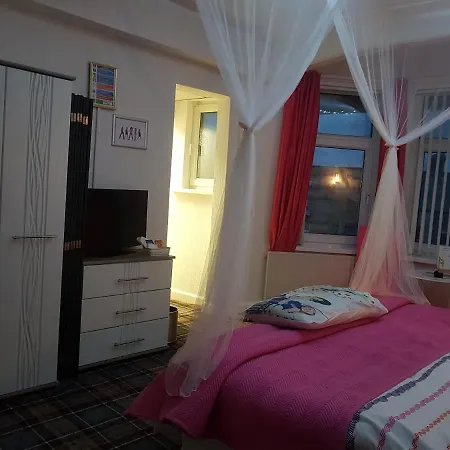 Affittacamere A&p At The Sheron House 4*