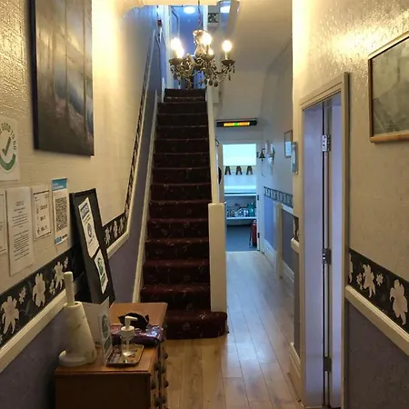 Guest house Ultimate Family Blackpool