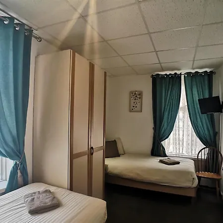 The Hopton Bed & Breakfast 2*