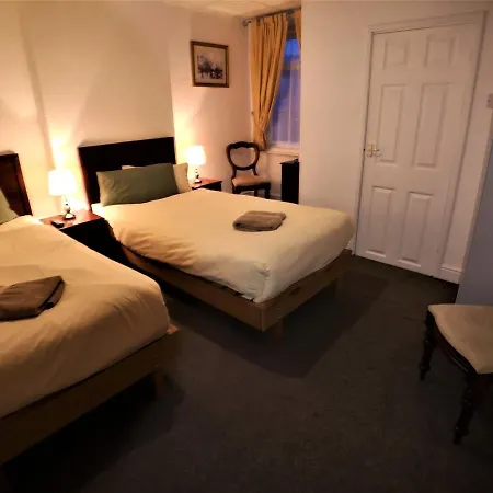 Bed & Breakfast The Hopton 2*
