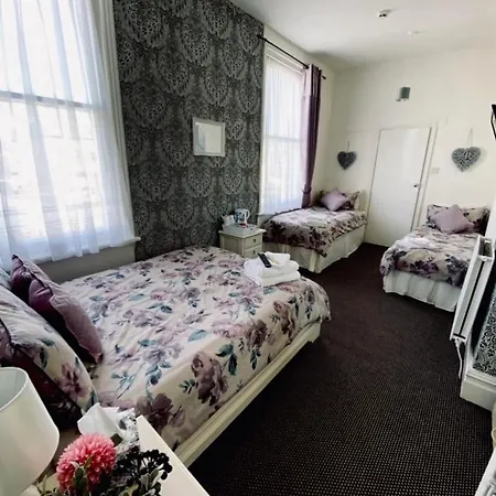 Shiray Hotel Blackpool