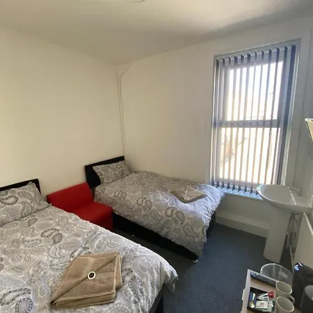 The Honley 3* Blackpool