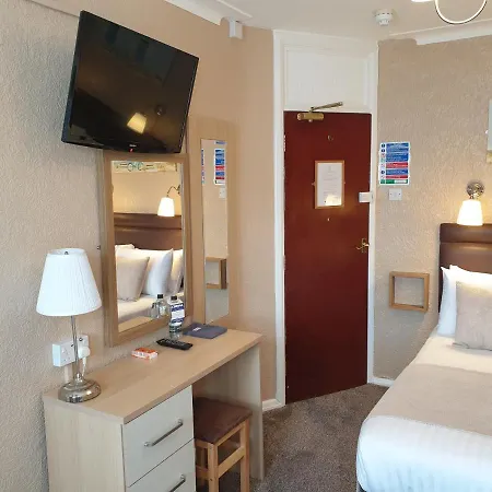 Corona Blackpool Hotel 4*