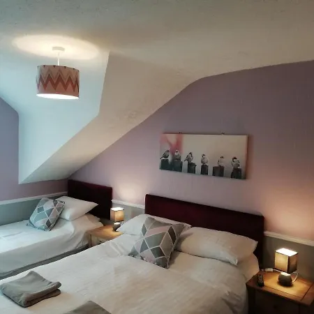 Shirley Heights Bed & Breakfast Blackpool