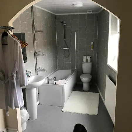 The Oxfordshire 3*