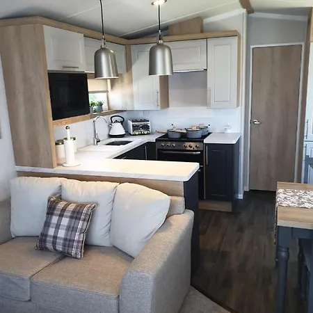 Apartment Luxury Latest Model *