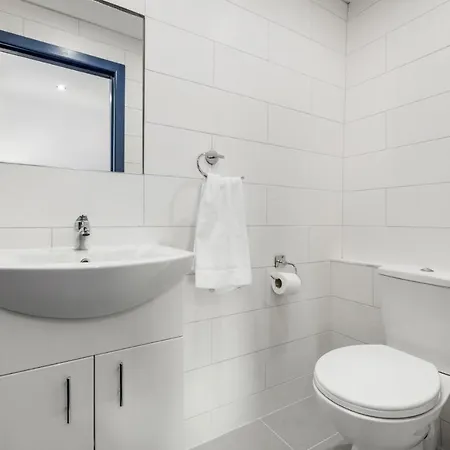 Crystal Towers Sasco