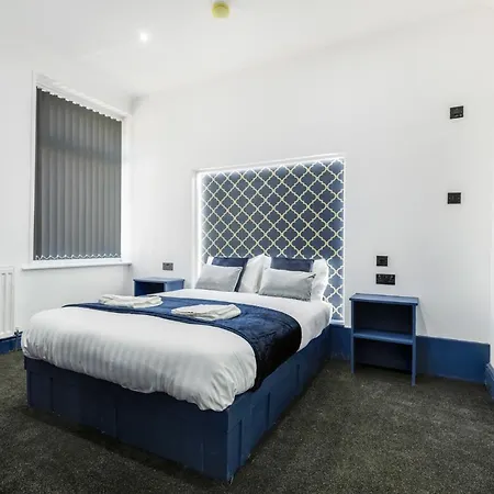 Crystal Towers Sasco * Blackpool