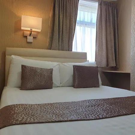 Hotel Corona Blackpool 4*