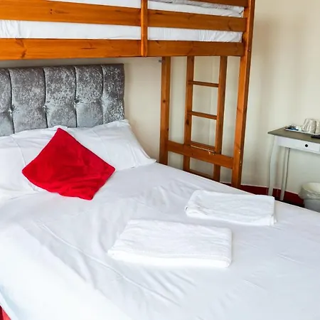 Hotel Hello Roomz - Pleasure