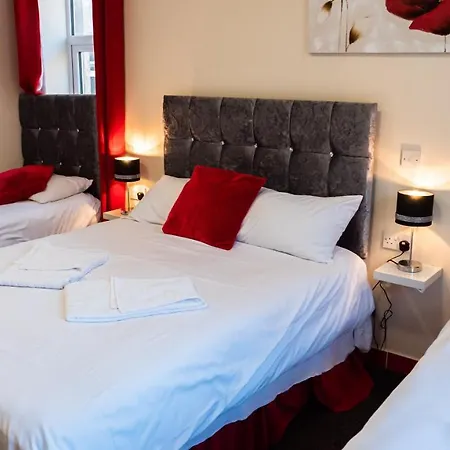 Hello Roomz - Pleasure Blackpool