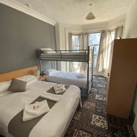 46 Hotel 3*