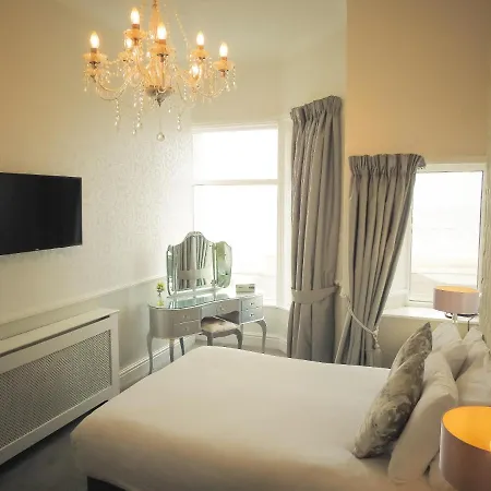 Park House Hotel 3*