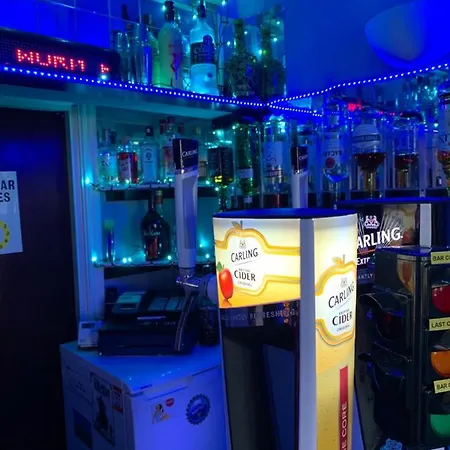 The Croydon 3* Blackpool