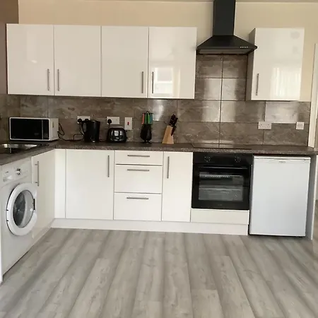 Apartment Clifton Street *