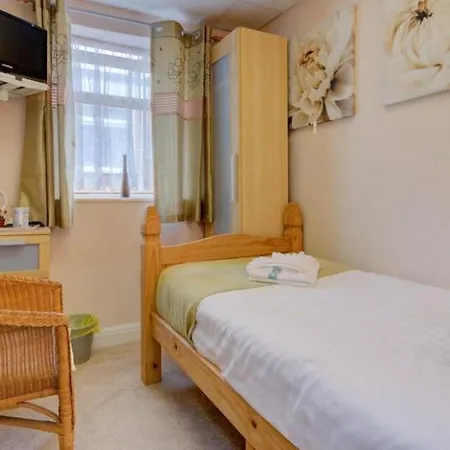Lyndawn Bed & Breakfast