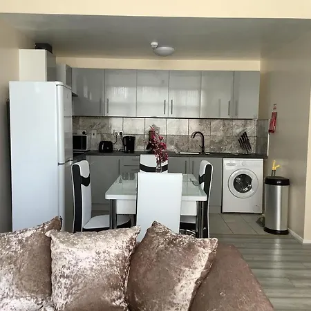 Apartment Clifton Street Blackpool
