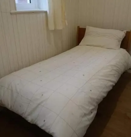 Bed & Breakfast Number 36 *