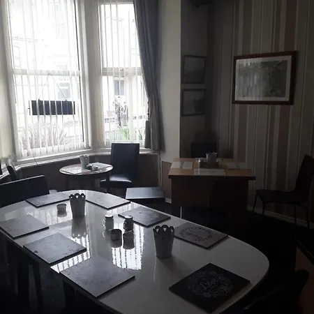 Talbot House Guest house 3*