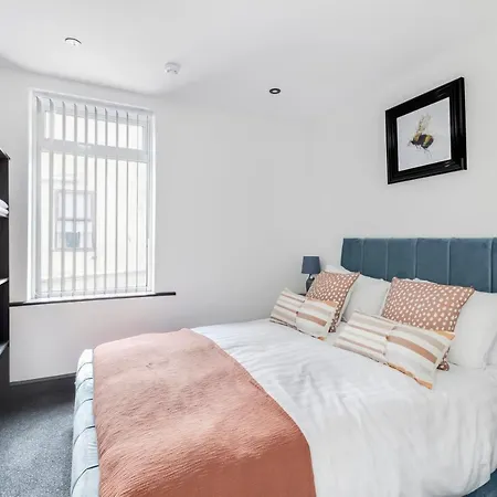 Wellington By Sasco Apartment *