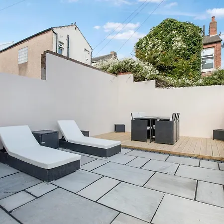 Mixies Manor By Sasco Blackpool