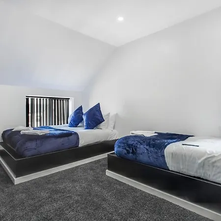 Apartment Mixies Manor By Sasco