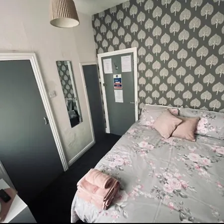 Shiray Hotel