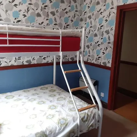 Burton House Apartment