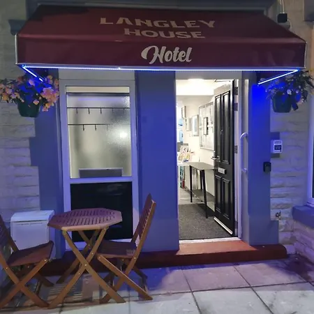 Langley House 4*
