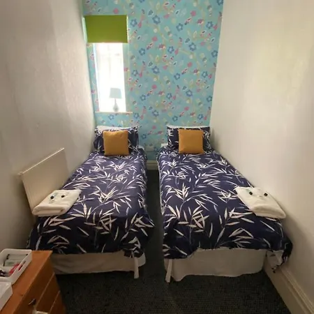 Shiray Hotel