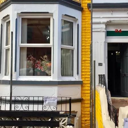 Blackpool Central Hotel 2* ブラックプール