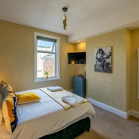 Abode - The Cinema House Holiday home Blackpool