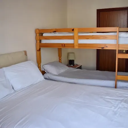 Lyndhurst B&B 블랙풀