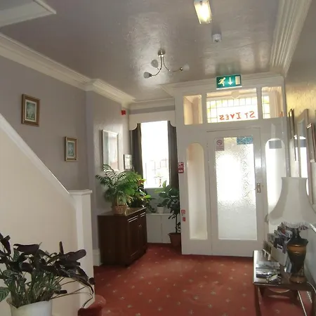 St Ives Hotel