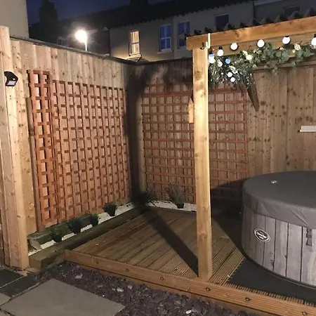 My Perfect Place & -some With Hot Tub- Free Parking *