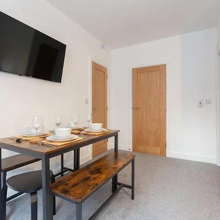 Charles Alexander Short - Charnley House Apartment