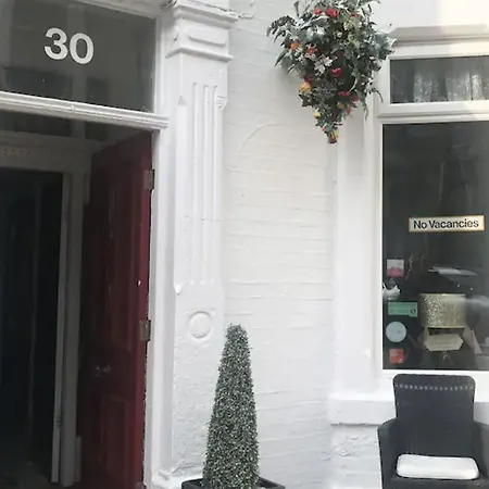Aysgarth House 3* Блэкпул