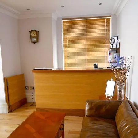 The Redstone Guest house 5*
