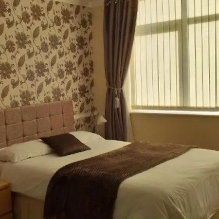 Surrey House 4*