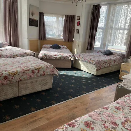 Mellory Hotel *