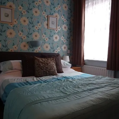 Bed & Breakfast Kings Court Families & Couples Blackpool