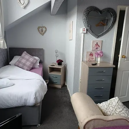 Friends 4* Blackpool