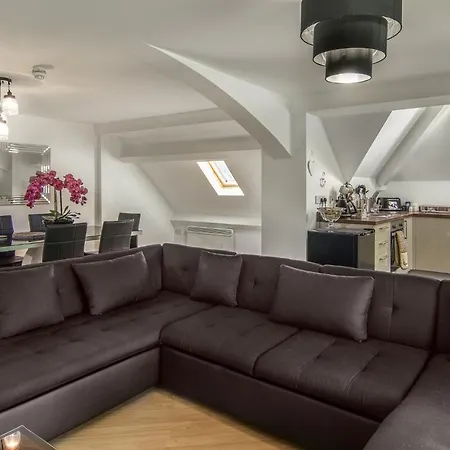 Apartment Stunning Church Conversion Close To The Tower *