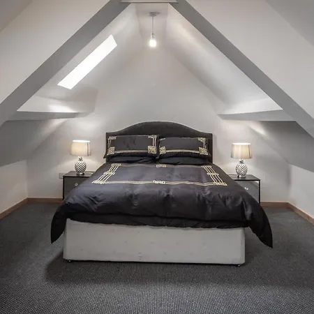 Apartment Stunning Church Conversion Close To The Tower *