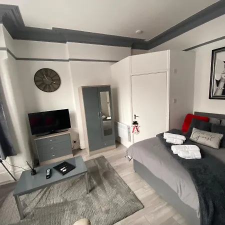 Apartment Abode - 124 Elite *